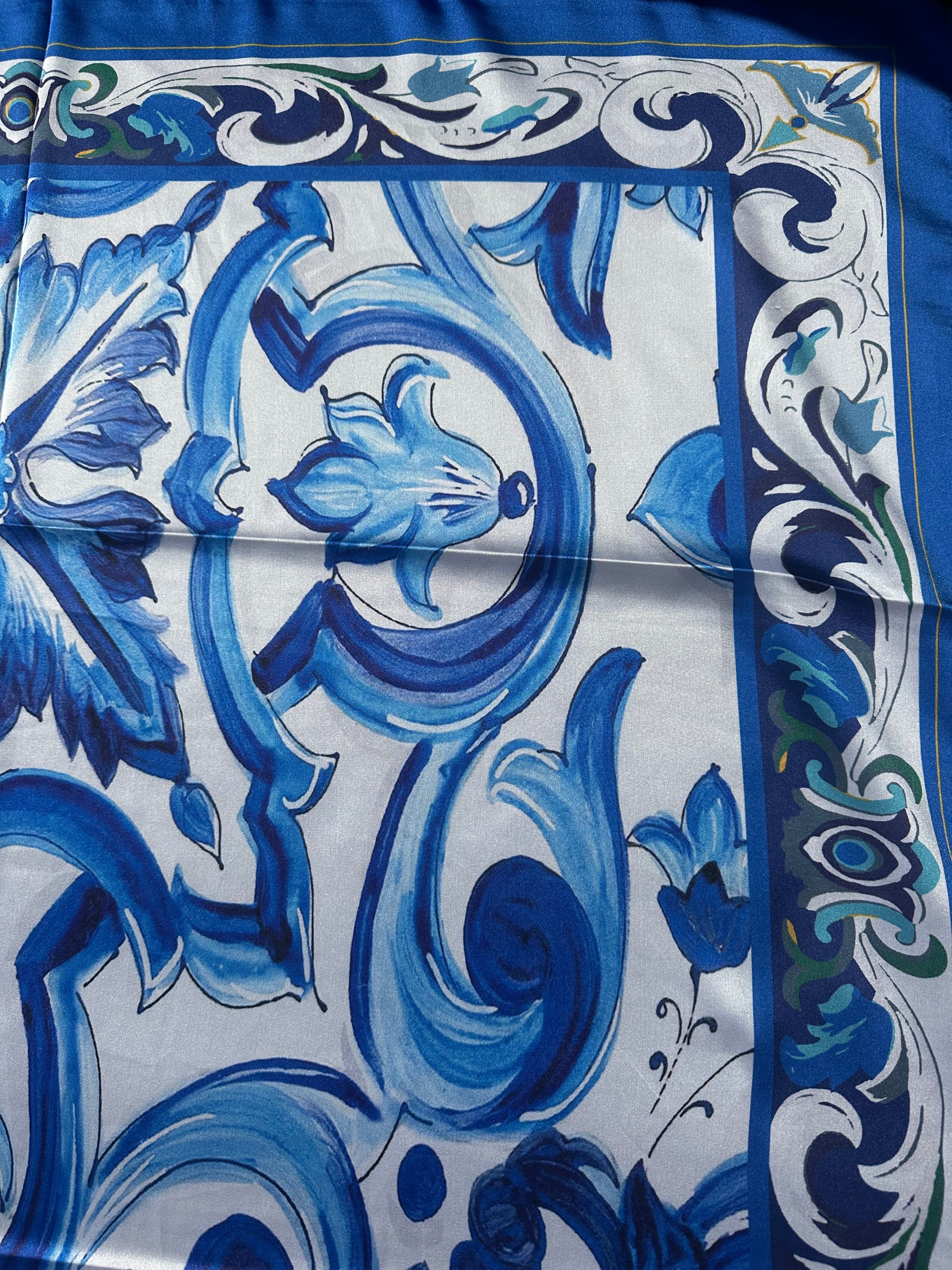 Blue Scroll Maiolica Foulard - Dolce Vita Chic