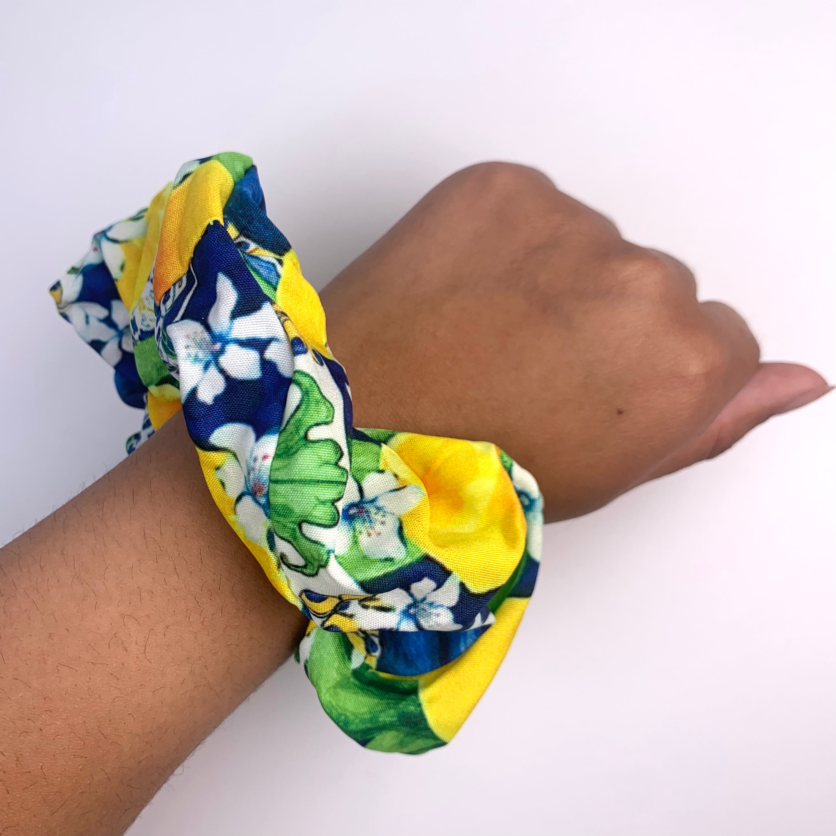 Blue Lemon Maiolica Scrunchi
