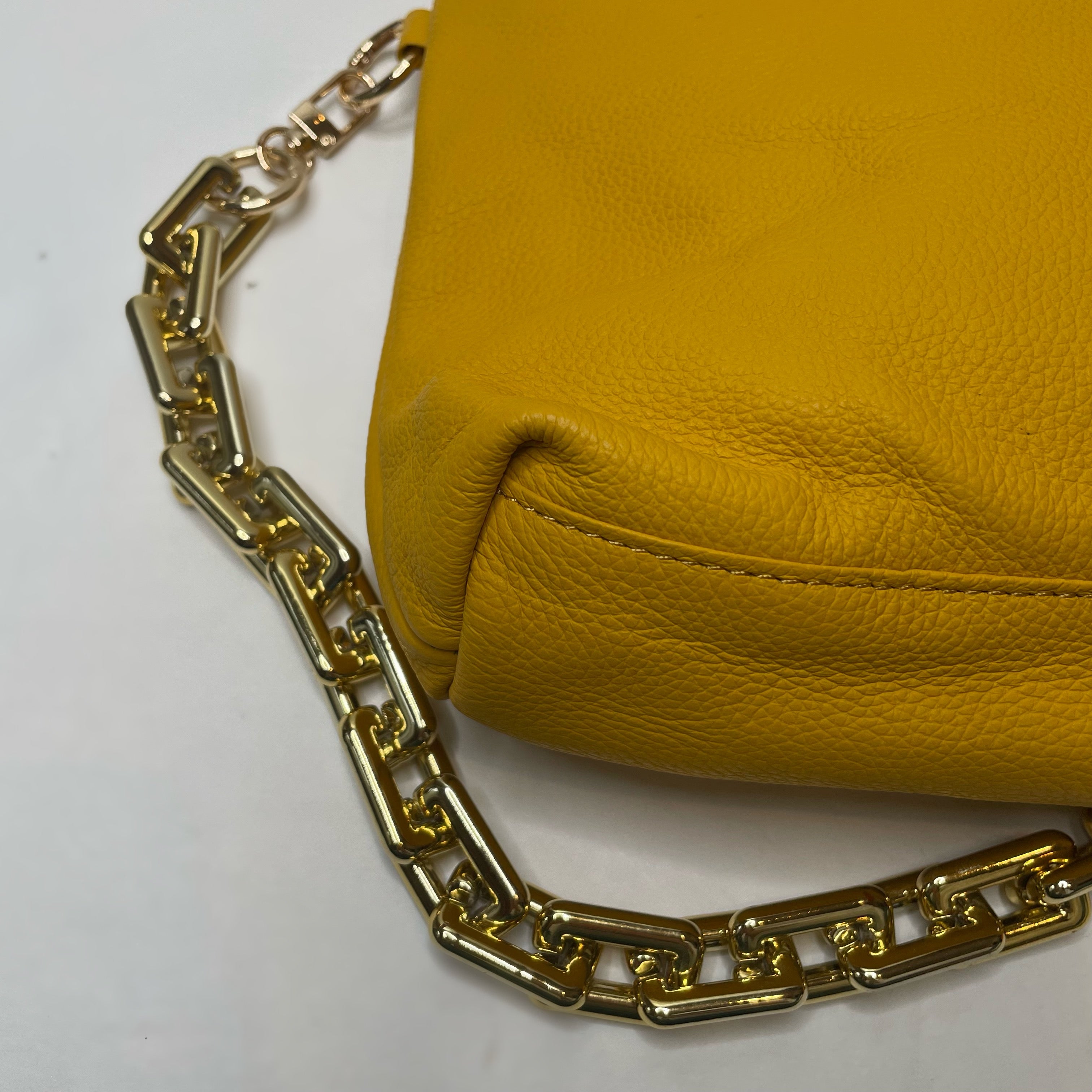 Gold Trinacria Giallo Leather Handbag