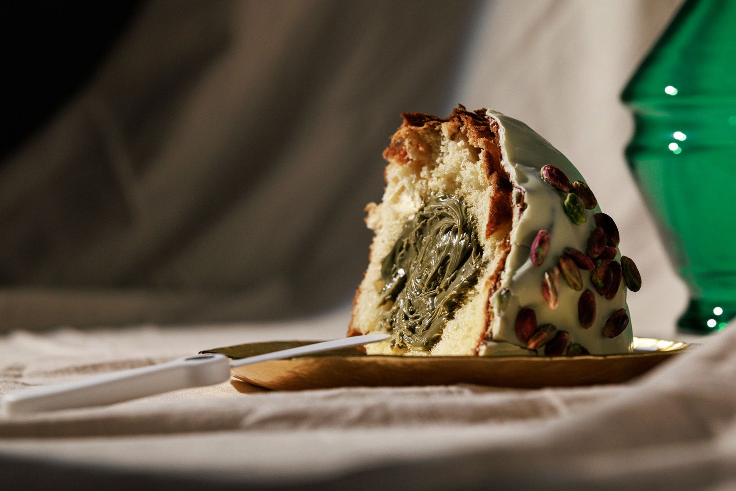 Sicilian Pistacchio Panettone - 2.25 lbs